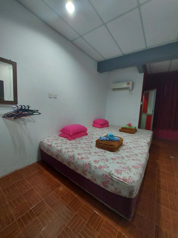 Nabil Nabila Motel 瓜埠 外观 照片